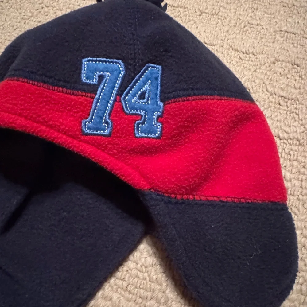 Oshkosh Navy and Red Fleece Hat and Mittens Set